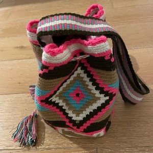 New Small Wayuu Mochila Bag Fuchsia Tab